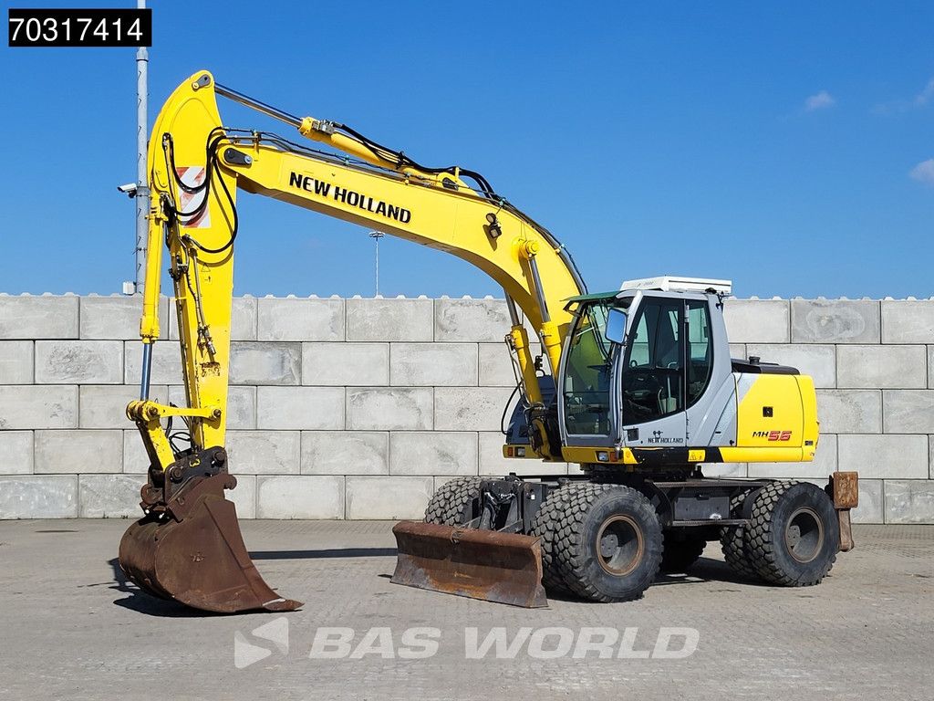 New Holland MH 5.6 Outriggers + Blade