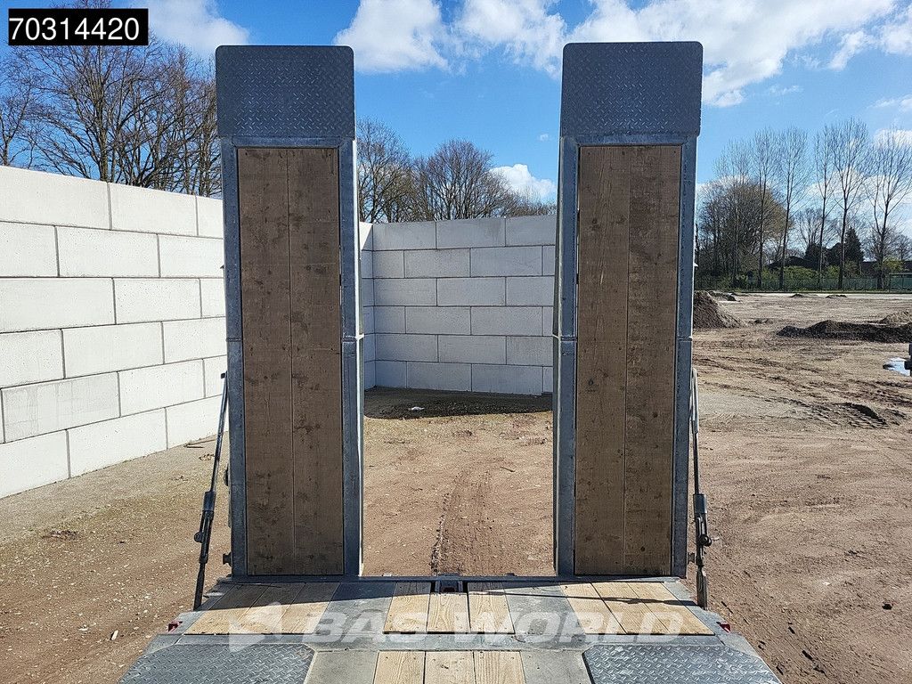 Müller Mitteltal TS 3 PROFI 30,0 Steering Axle Ramps