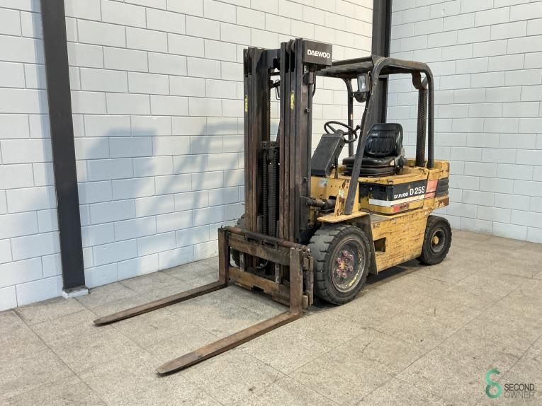 Forklifts Diesel Daewoo D25S 1995