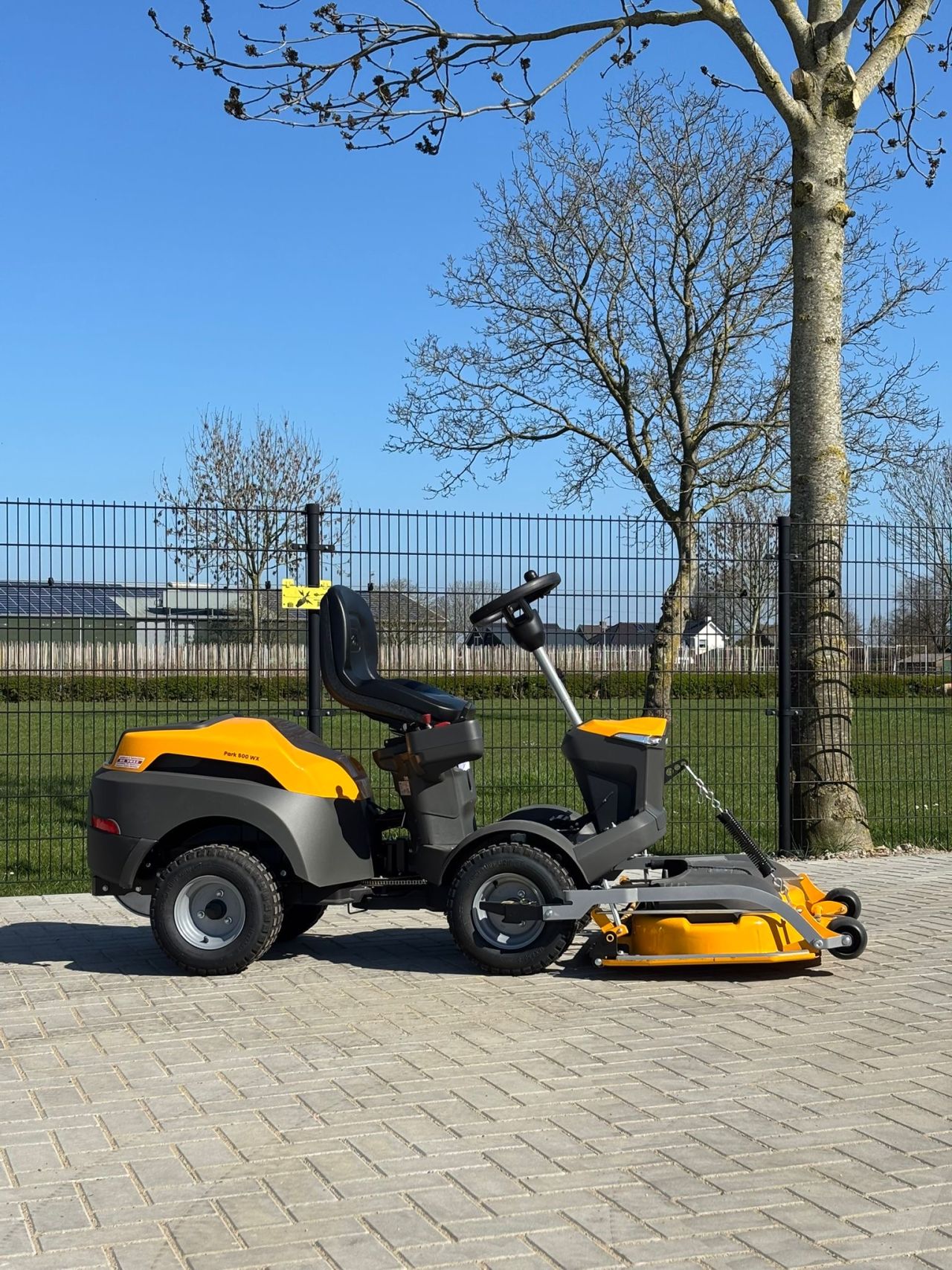 Stiga park 500wx 4 wiel drive demo !