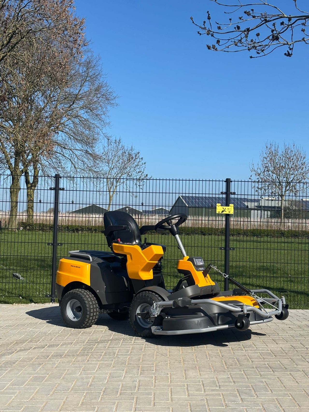 Stiga park pro 900 125Cm dek nieuw !