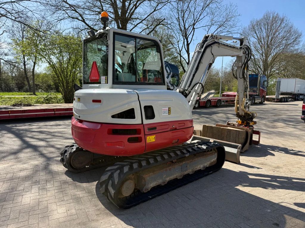 Takeuchi TB260 full option