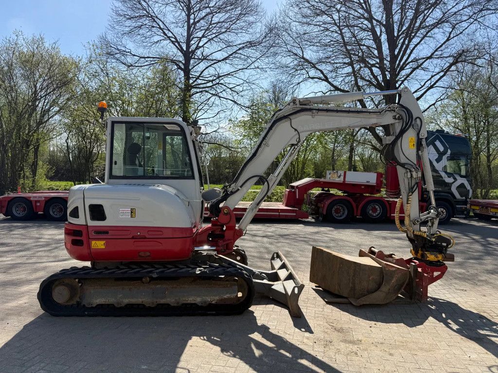 Takeuchi TB260 full option
