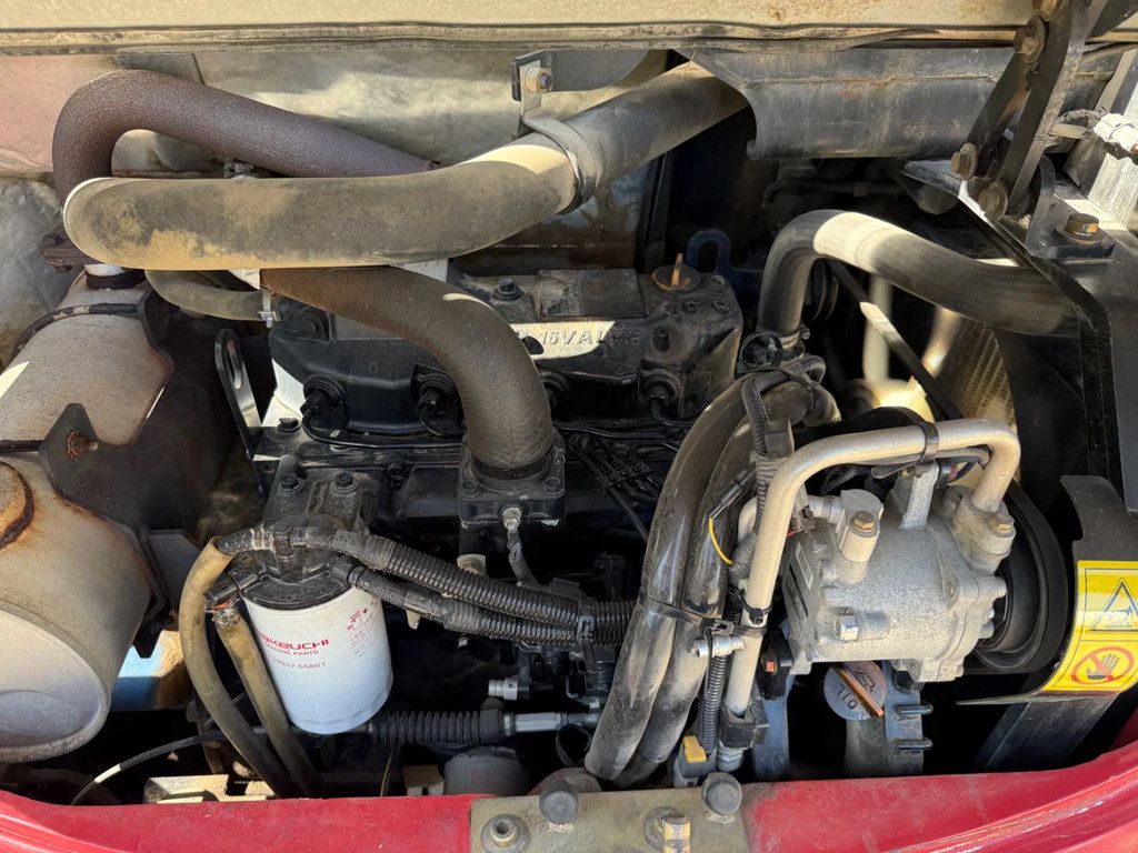 Takeuchi TB260 full option