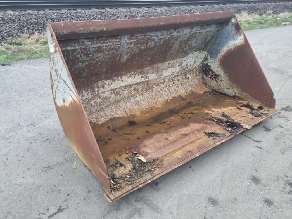 Wielladerbak / verreikerbak 250 cm met demontabele ophanging