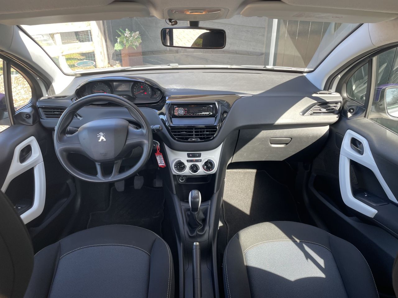 Peugeot 208 VTi Like