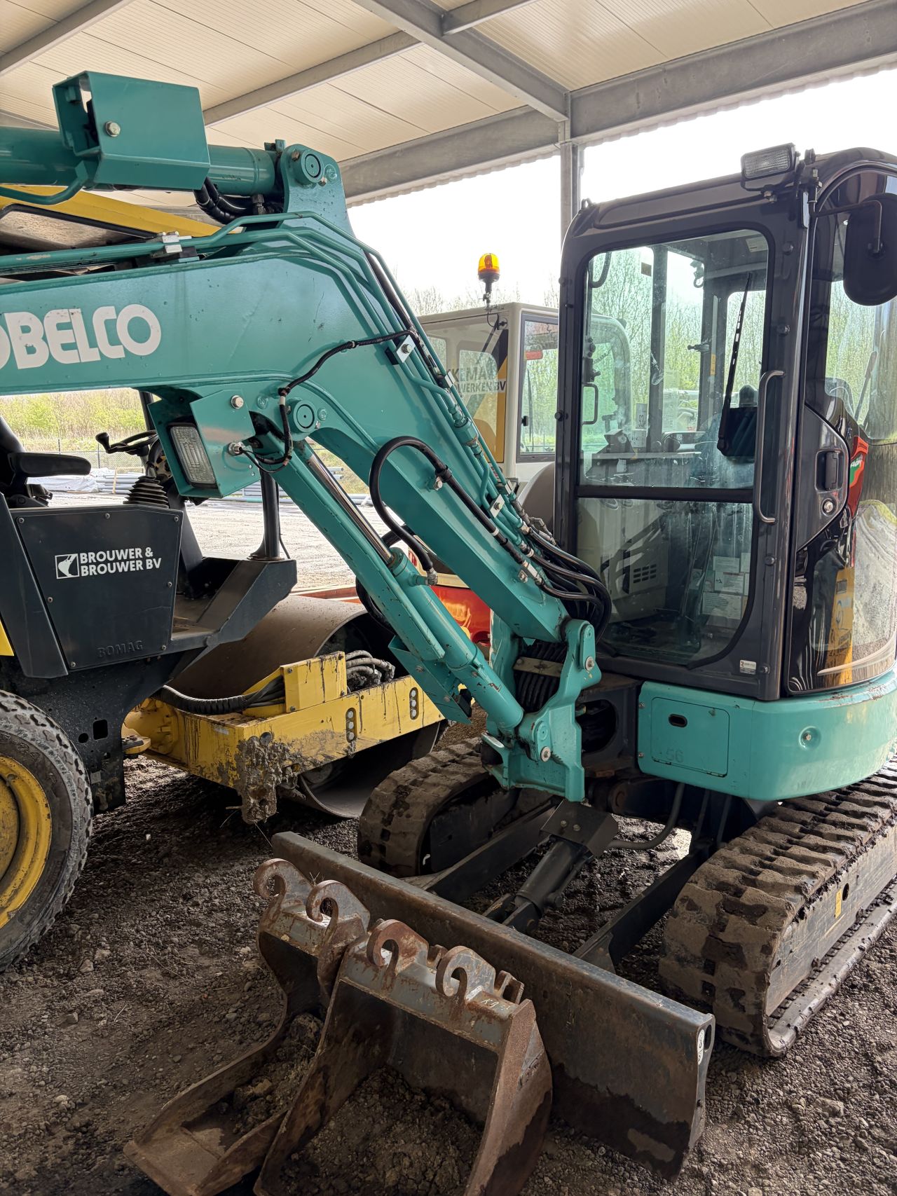 Kobelco sk 28-6