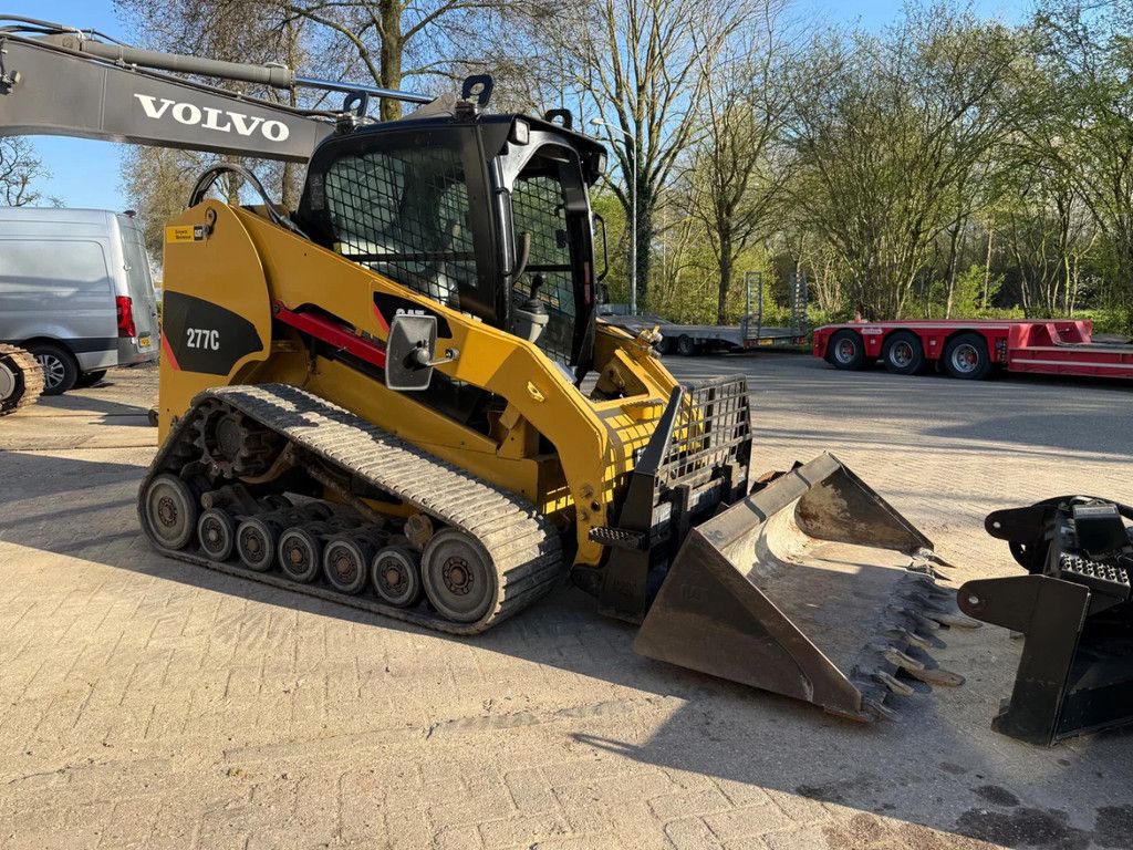 Caterpillar 277C