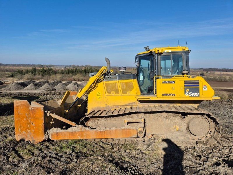 Komatsu D65PXI-18EO