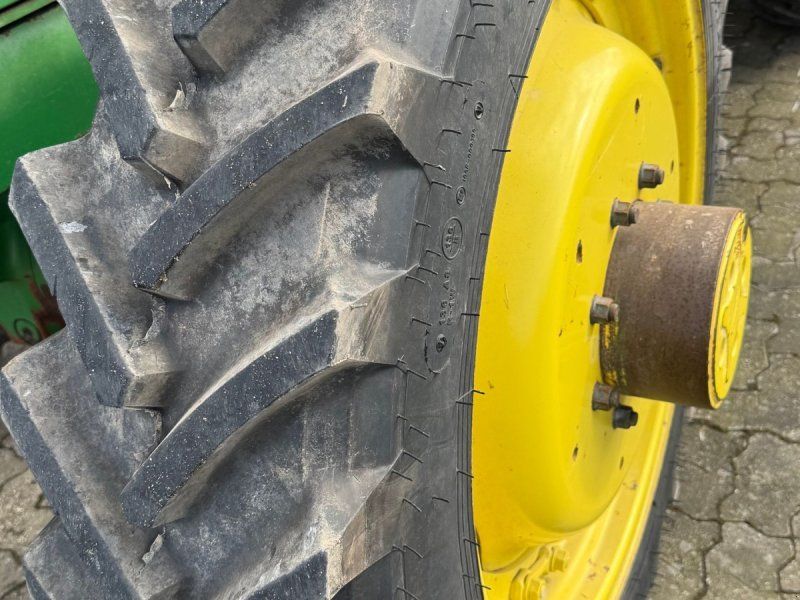 320/90R46 og 270/95R32