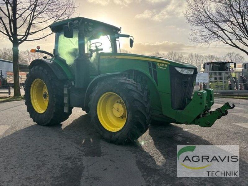 John Deere 8335 R