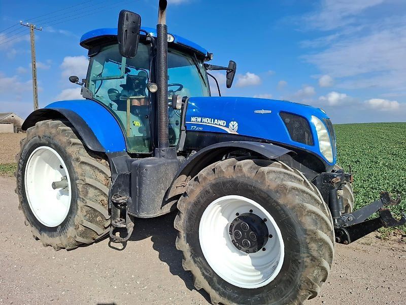 New Holland T7 270 AC