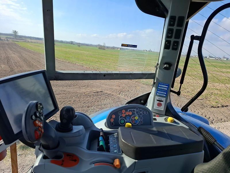 New Holland T7 270 AC