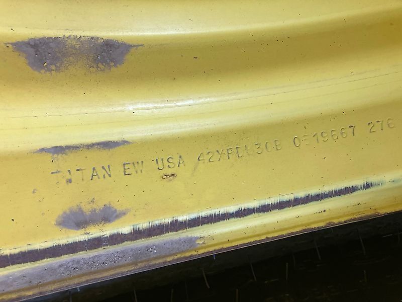 John Deere 900/60R42 Räder für 7R/8R an Guss-Schüssel
