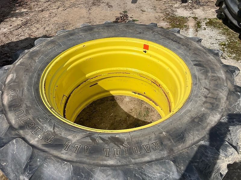 Zwillingsräder 620/70R42 passend an 38 Zoll Hauptrad