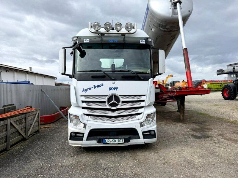 Mercedes-Benz LKW Agrotrac Allrad Sattelzugmaschine 323000km