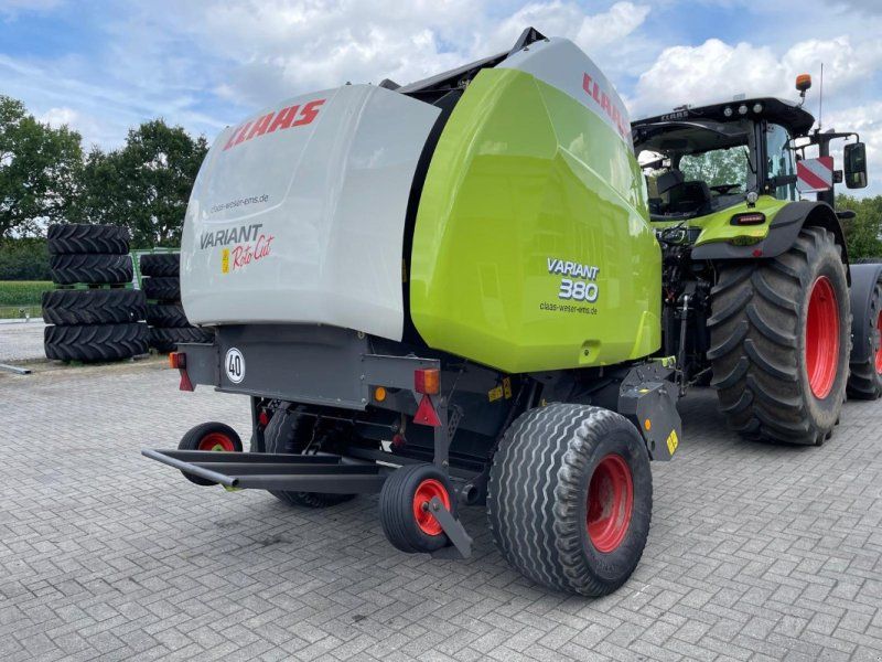 Claas VARIANT 380 RC