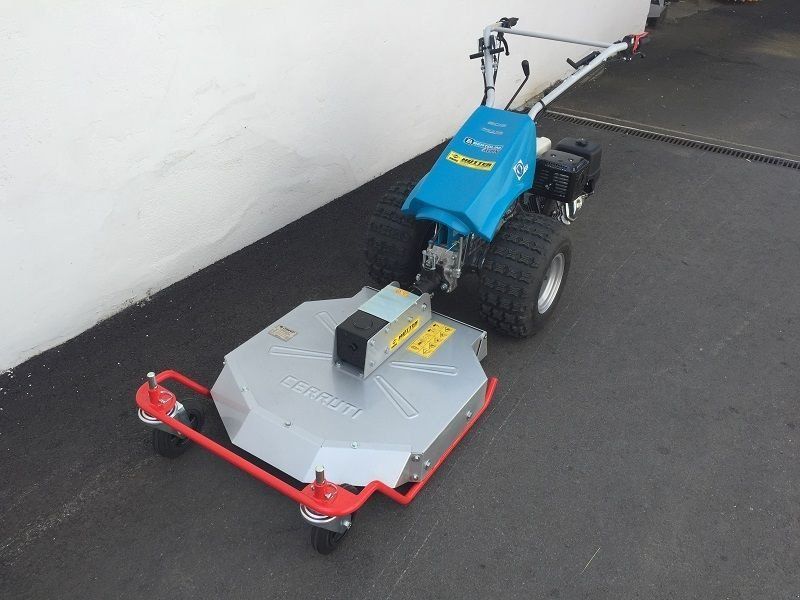 Bertolini B 103 mit Cerruti Sichelmulcher