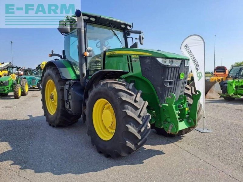 John Deere 7230 r