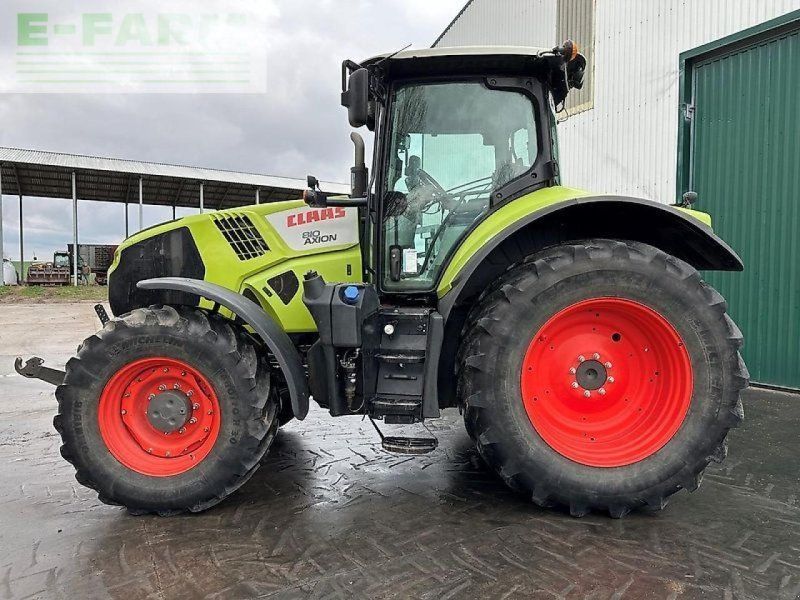 Claas axion 810