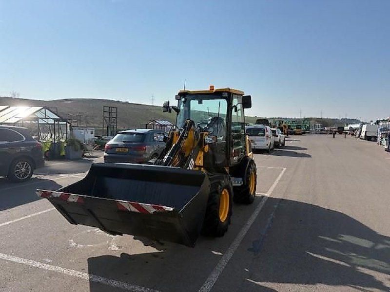 JCB 407 Kompakt
