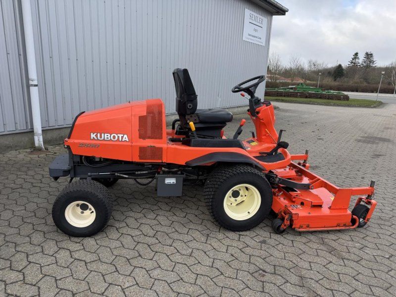 KUBOTA 2880