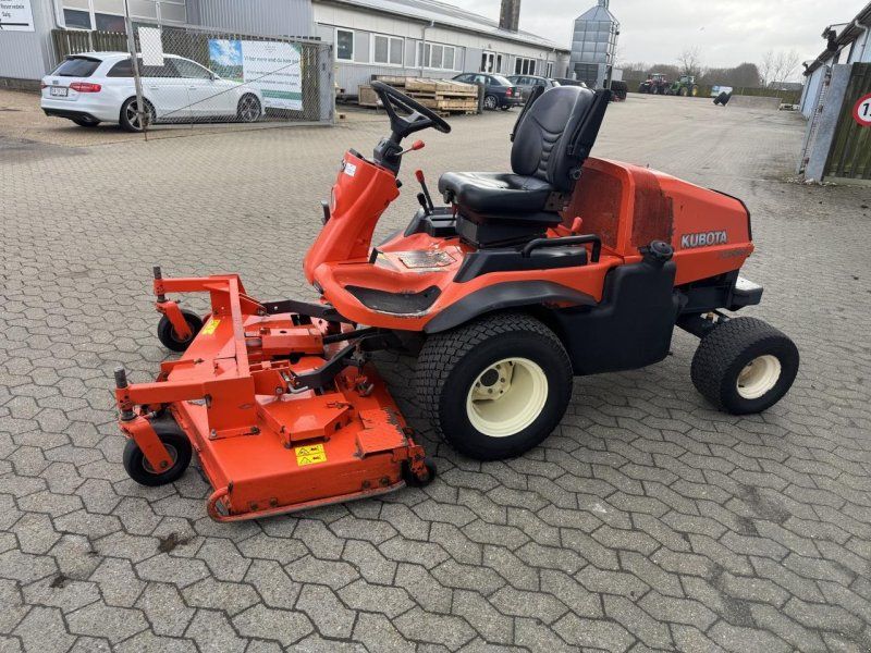 KUBOTA 2880
