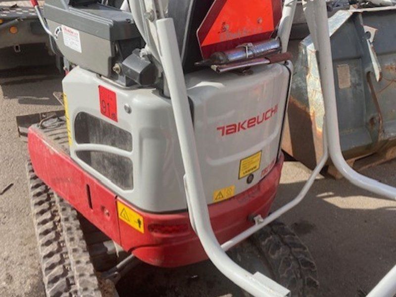 Takeuchi TB 210R