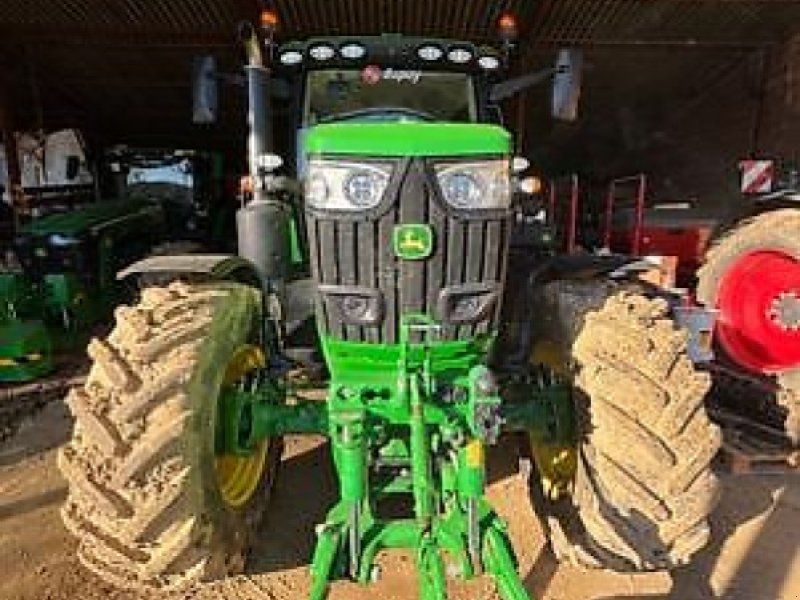 John Deere 6r195