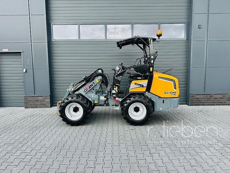 Giant G2700 Xtra HD Hoflader /  !! inkl. Zubehör !!