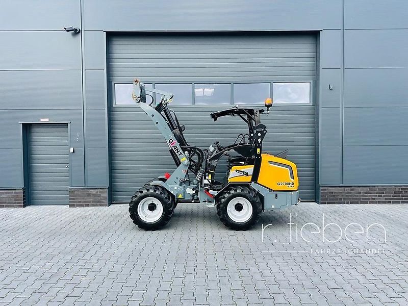 Giant G2700 Xtra HD Hoflader /  !! inkl. Zubehör !!