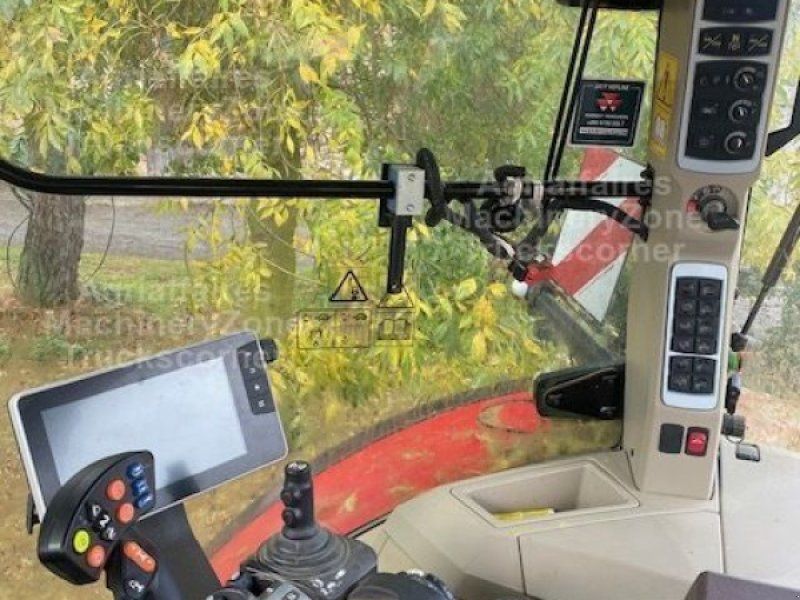 Massey Ferguson 8735S