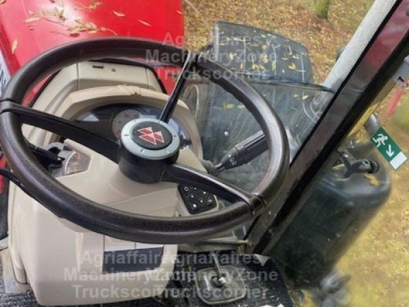 Massey Ferguson 8735S