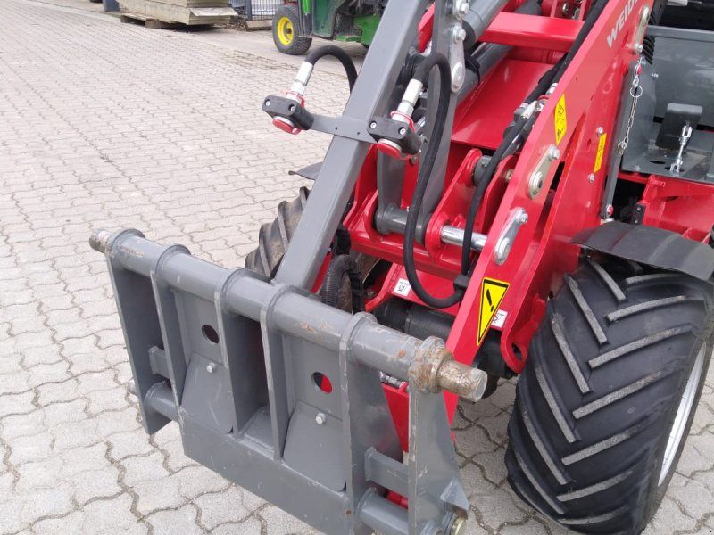 Weidemann 1140 Profi