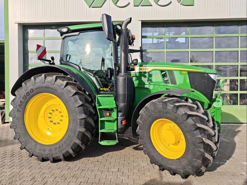 John Deere 6R 215