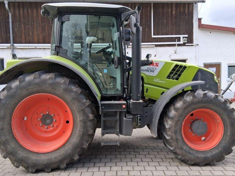 Claas Arion 620