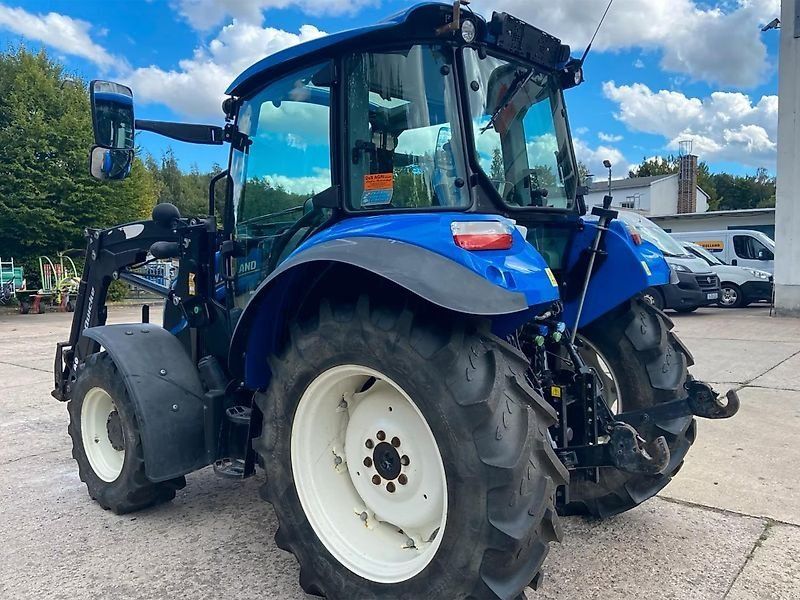 New Holland T4.55