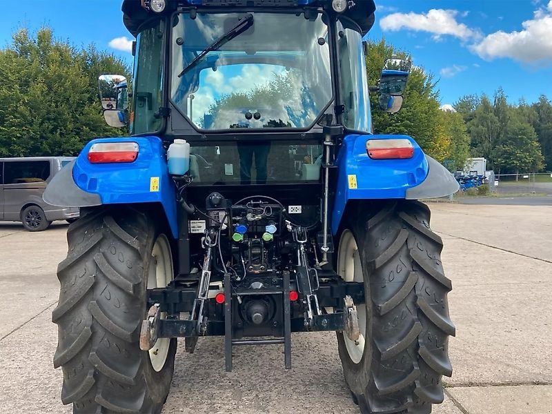 New Holland T4.55