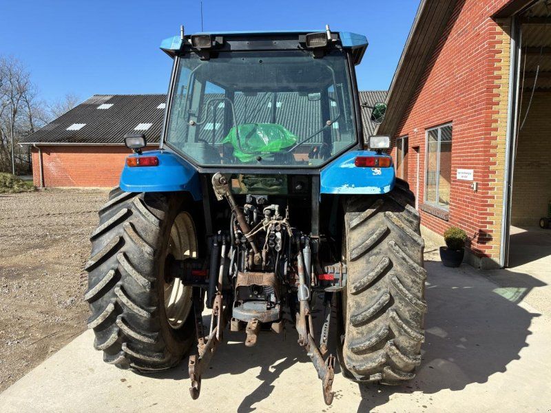 New Holland 7840