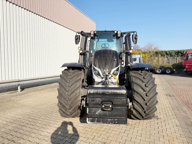 Valtra T235 V