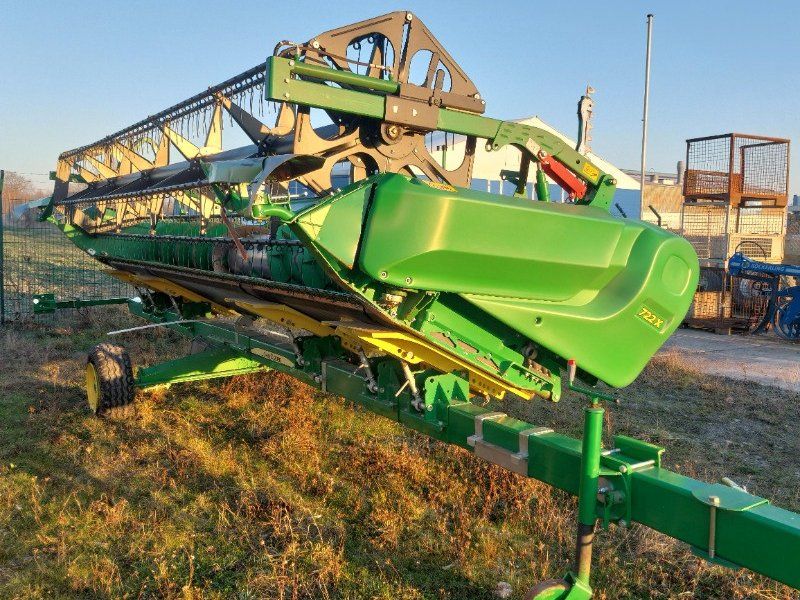 John Deere 722X