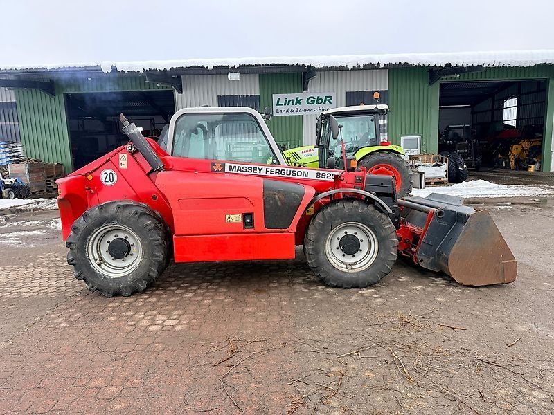 Massey Ferguson 8925 / Sambron 9255