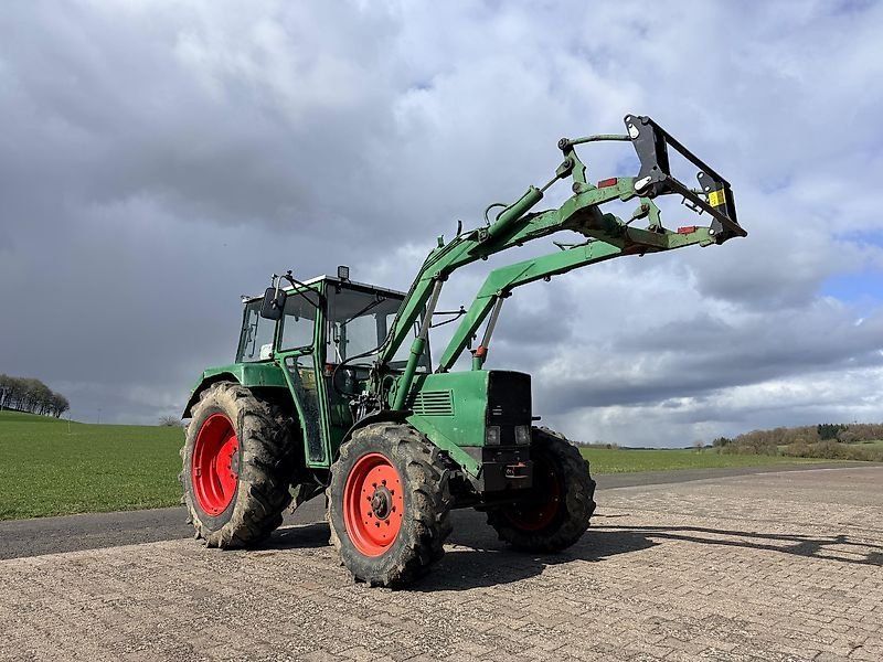 Fendt 105 LSA Allrad mit Frontlader