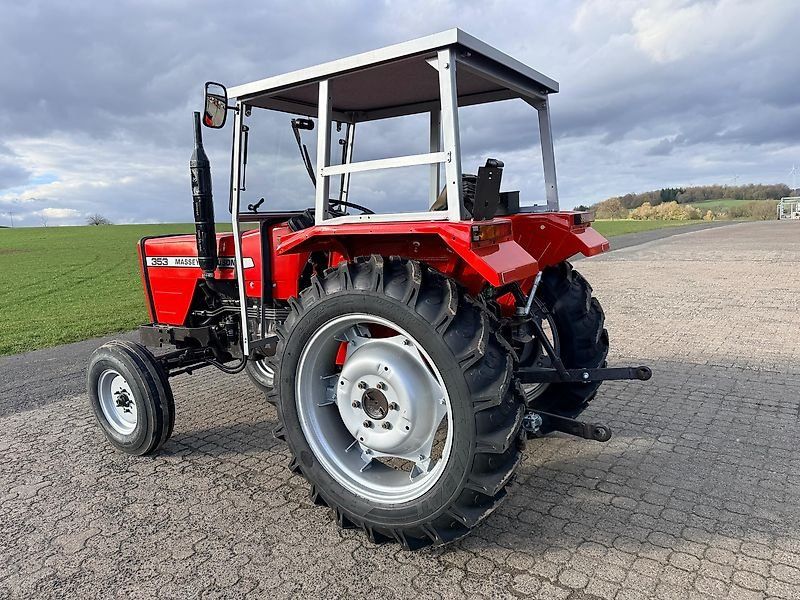 Massey Ferguson 333
