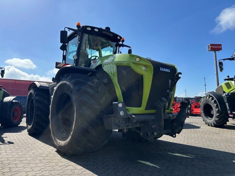 Claas Xerion 5000 Trac VC