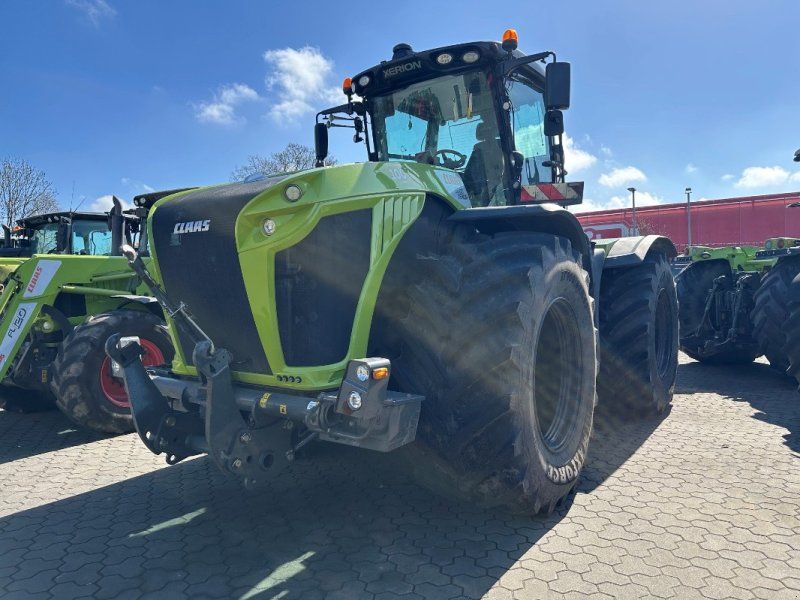 Claas Xerion 5000 Trac VC