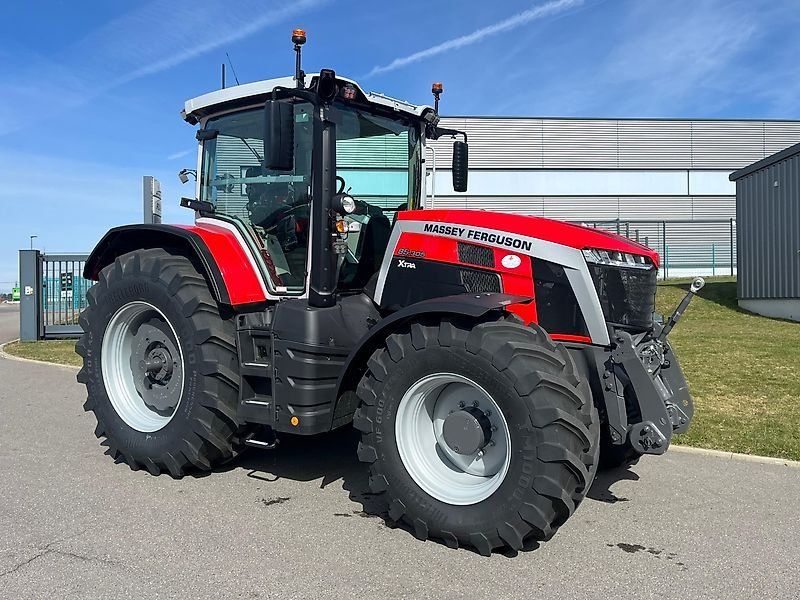 Massey Ferguson 8S305 Xtra Exclusive