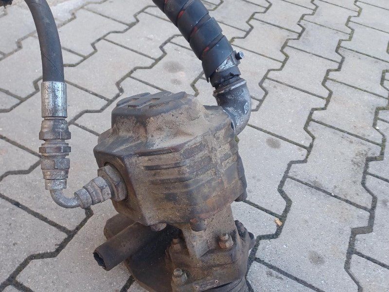 Uniforst Worker 12.48 + Forstkran 4667