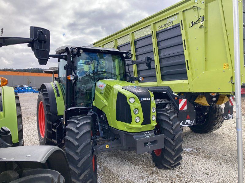 Claas ARION 440 Stage V