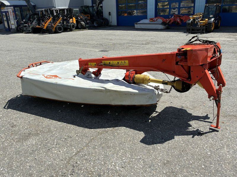 Kuhn GMD 602 lift control